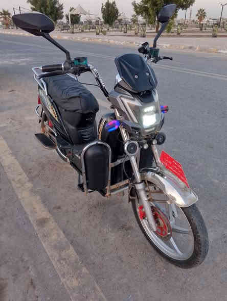 دراجه شحن للبيع سعر 450وبيه مجال للشراي بطاريات عل فحص كهربايات شقاله كله مابي شي نقص للستفسار ***********.    ***********
