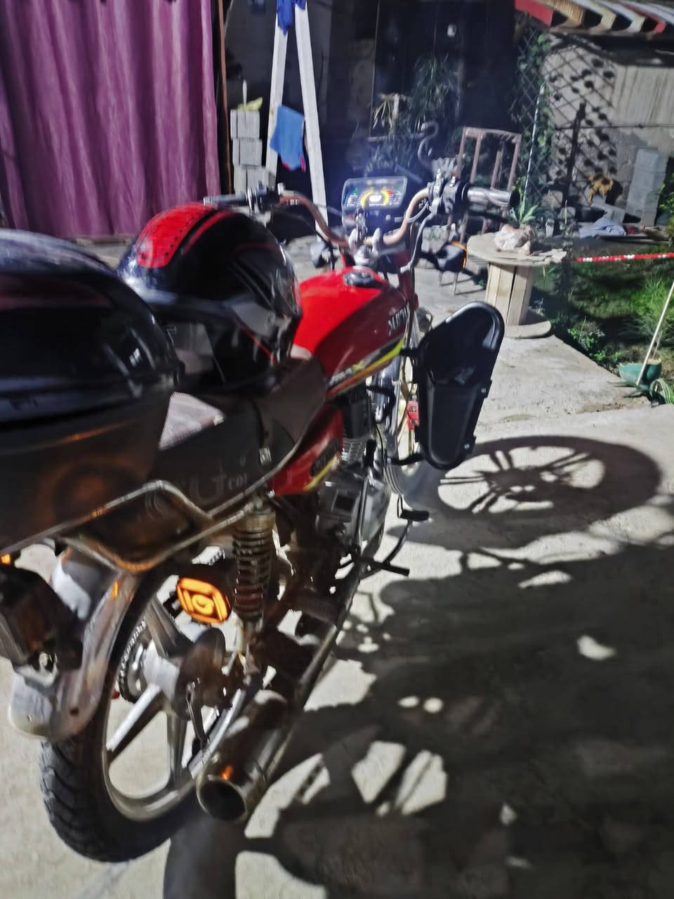 سلام عليكم
للبيع سونك ماكس
موديل 23 دراجه خير من الله
اوراق 
كهربائياتها شغاله
مكاني بغداد الدوره هورجب
***********
