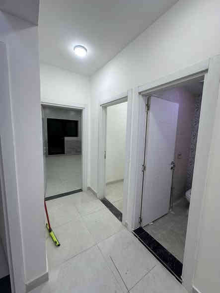 � فرصة ذهبية ما تتفوّت! 🔥
شقق جاهزة للبيع والإيجار داخل واحد من أرقى مجمعات بغداد
✨ مجمع دار السلام السكني ✨

🔹 مساحات واسعة: 205م² و 134م²
🔹 أسعار إيجار مناسبة جداً
🔹 موقع استراتيجي على مطار المثنى
🔹 قريب من المنصور و الكاظمية
🔹 مجمع متكامل الخدمات – راحة، أمان، هدوء

🏡 سكن يرفع راسك… وخطوة ذكية للاستثمار!

📞 للاستفسار: ***********
مكتب النوي للعقار
