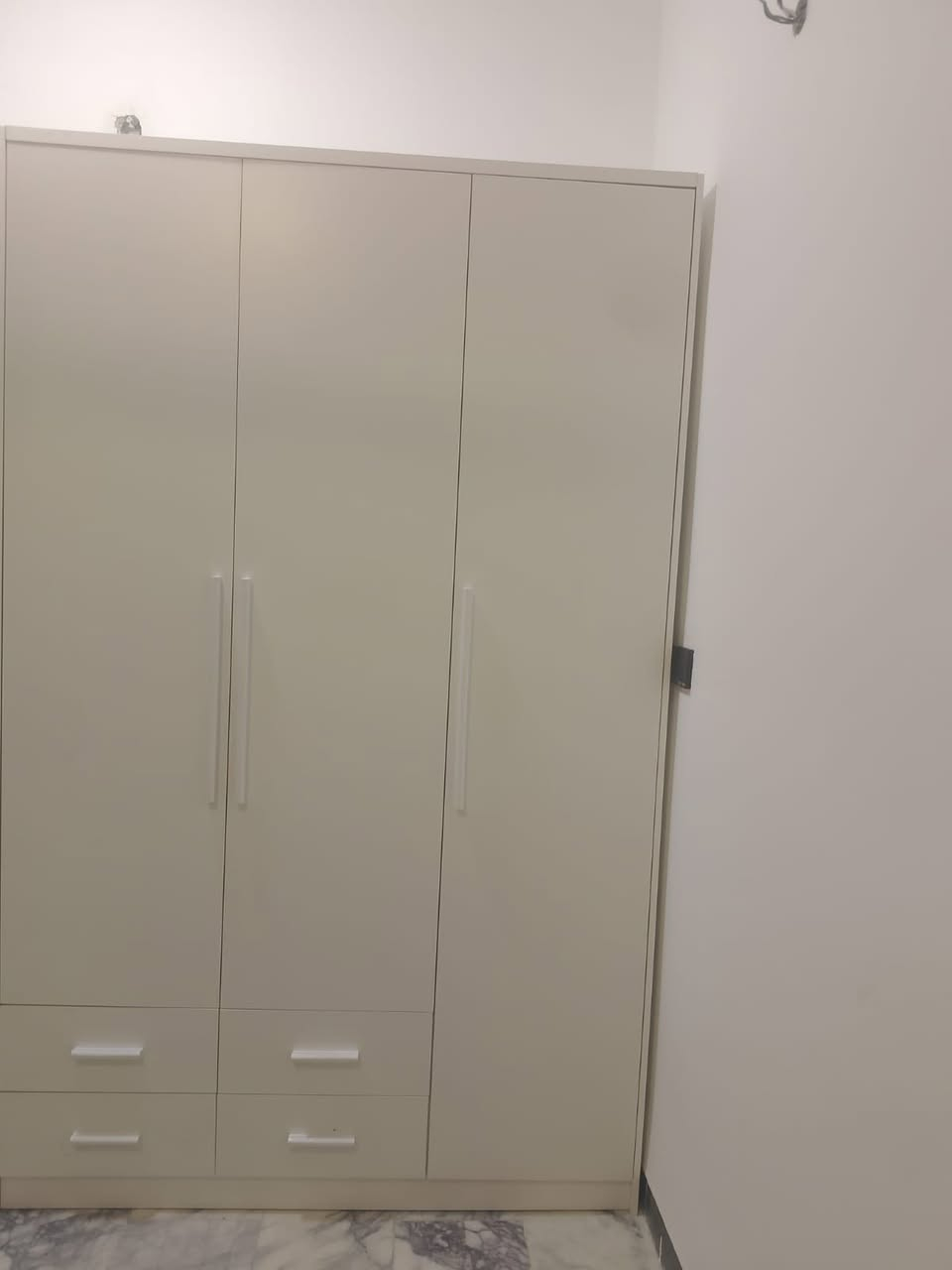 من داخل بيت زبون 
للحجز والتفاصيل خاص جديد حسب الطلب


**إذا كنت صاحب هذا الإعلان وتريد حذفه لأي سبب، رجاءا أرسل رسالة إلى الدعم الفني**