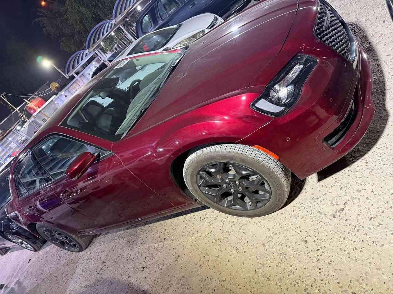 اوباما فول مواصفات 
بدون ايرباك 
حساسات 
رادارات 
كامرات 
كشنات جلد تدفئة و تبريد 
محرك 3600
ماشية 15000
مرقمة بغداد بأسمي
*********** بي واتساب
