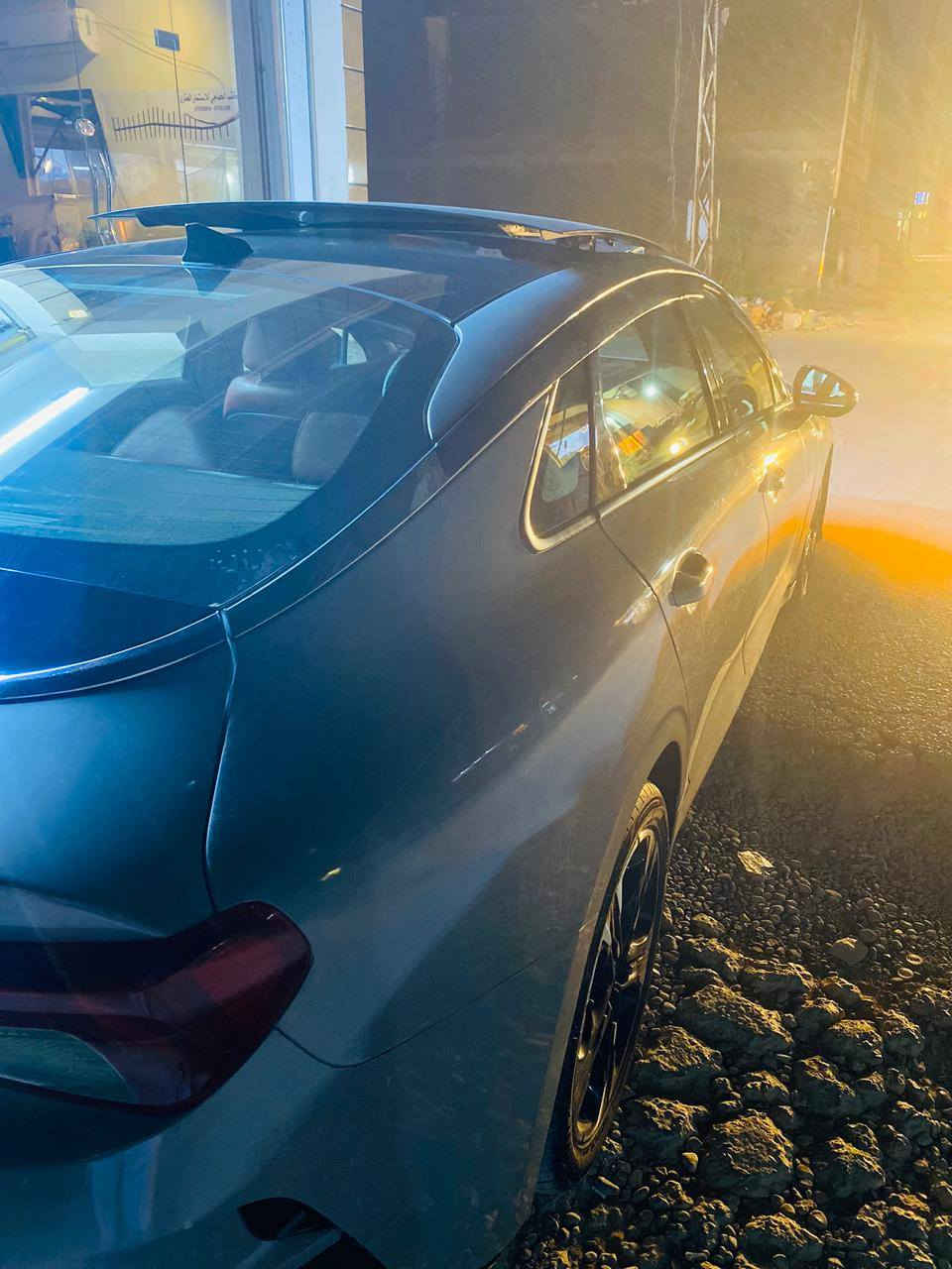 السلام عليكم
كي 5 موديل 23 وارد امريكي فول أعلى مواصفات رقم بغداد بأسمي بسعر مناسب مكان السيارة بغداد 
***********
