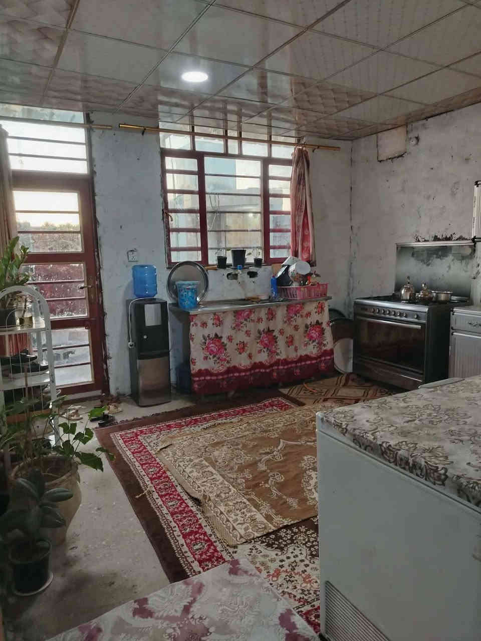 متوفر دار للبيع الخالص جديده الاغوات المساحه 200مترطابوزراعي سند 25مقابيل مدرسة الشهيد جواد العذاري السعر42مليون ***********
***********
