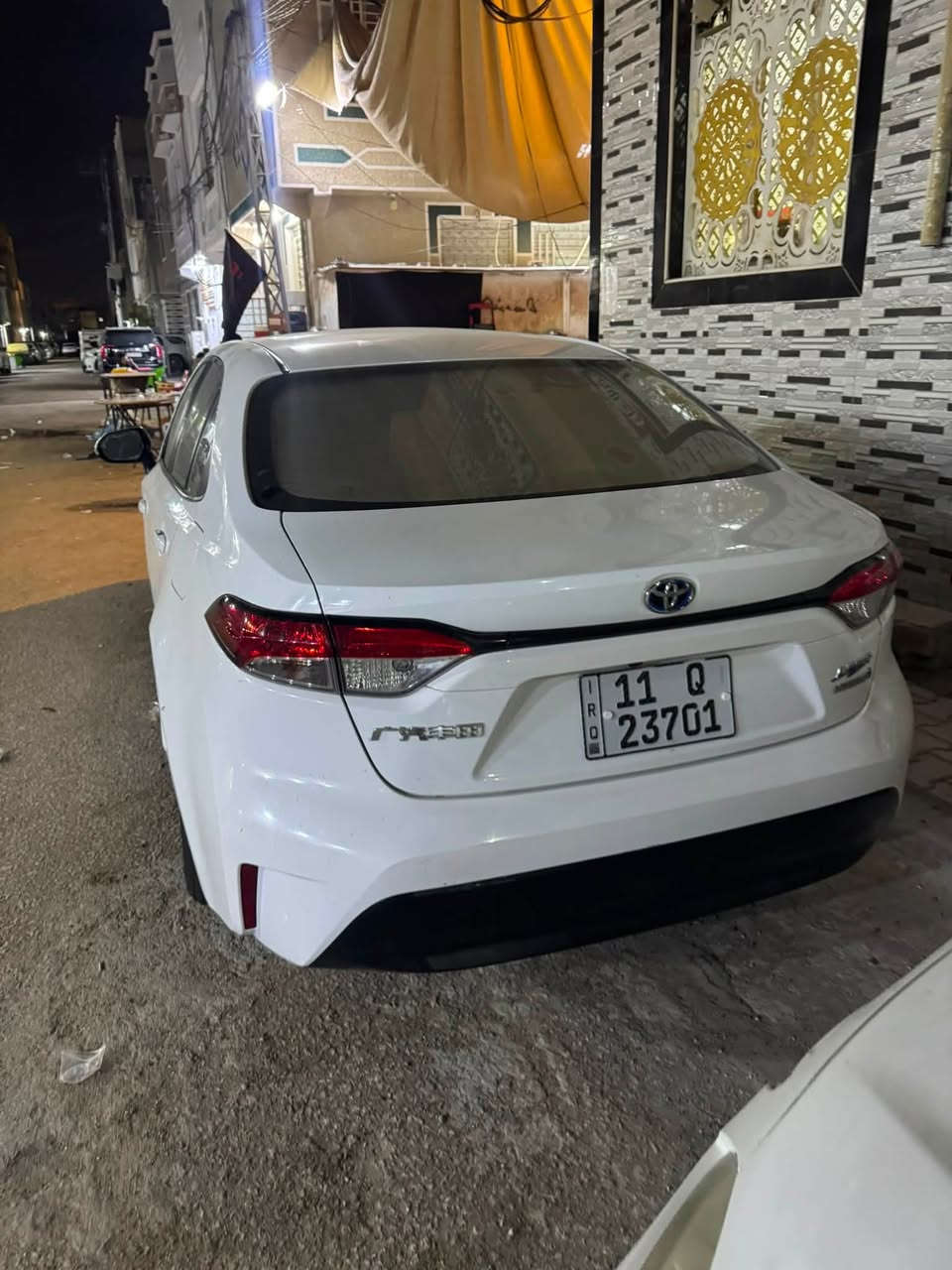 كورلا موديل 2024 ماشيه بل70 بغداد بسمي بيه ذني الملاحضات ولمرايات الجانبيه هم مكسورات يحتاجلهن تركيب الرقم ***********

