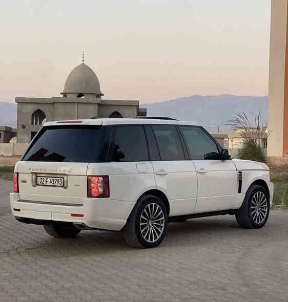 للبيع او مراوسە
رقمت تلفون : ***********
رقم بي واتساب : ***********
سعر البیع : 133 ورقە ومجال بسیط
رانج روفر  Range Rover Vogue 
موديل 2010 مکینە V8 بدون سوبر
مکفولە كفاله عامة من الصبغ و الضربة
وكالة شركة سردار خليجي 
رقم أربيل وكالة او تحويل 
فول مواصفات 1/1
أوتو بايكرافي
مثبت سرعته
تحكم استيرن جهتين
صندوك شفط
لايت زنون
شاشه كوشن
كشنات كهرباء وجلد
إناره ترحيب مرآة
حساسات امامي خلفي
حساس امطار 
جكات جوبليس 4 اطارات 
فتحة سقف 
هاند بريك Auto
5انظمة قيادة 
دفع رباعي
12سماعه🎧
4تايرات جديد 
شركه سردار🏢
8 ارباك
سبير ويل كب 
دبل اكزوز 
وبيها هواية مواصفات
السياره خير من الله 
مابيها أي نقص وبالخير ع الياخذها   ‎
مكانه عقرة بين اربيل و دهوك  
( بل عافيه الياخذه) اكر

