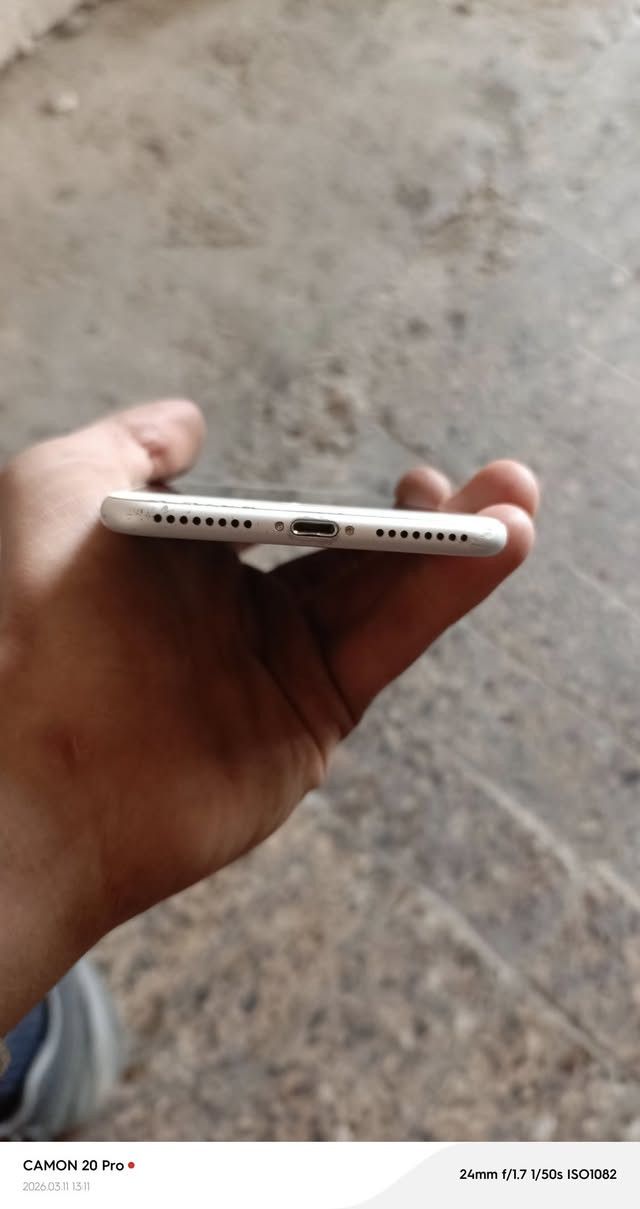 سلام عليكم ايفون 7بلص جهاز نضيف بطاريه ما يصرف بوبجي 40فريم فول سلاسه مبدله شاشة مبدله بس شاشة فول سلاسه اصليه مبدله بصمه شغاله من تخبر الميكروفون ما يشتغل بس سماعه شغاله سماعات صوت دبل فوك وجوا اهتزاز كام كلة شغال سيمكرت وكامره الخلفيه مبدله بس مو اصليه يعني شويه ما واضحه مثل الاصليه واماميه فول واضحه اتفه سعر ولا تكسر بي موجود خاص اراوس اشعندك نزل واذا ع فرق سهله اذكره 32


**إذا كنت صاحب هذا الإعلان وتريد حذفه لأي سبب، رجاءا أرسل رسالة إلى الدعم الفني**