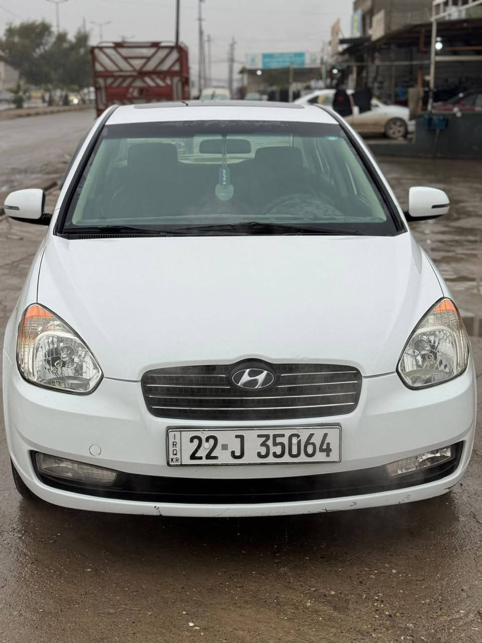 اكسنت 2010
سلايت 
4وياله دسك 
4تايرات جدد
شاشه 
كامره 
محرك 16شرط 
سنويه وهزه جديده 
سياره باسمي 
صبغ داير وشويه بل دوسه فقط
بيها بارد باب خلف النفر
للاستفسار 
 ‏‪***********‬
