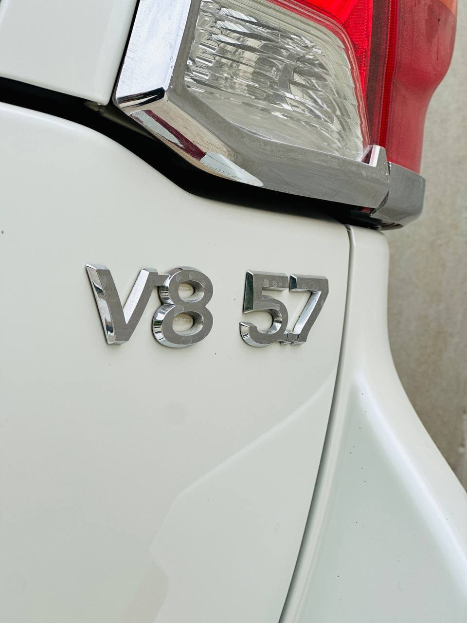 تويوتا لاندكروز 2013 VXR
محرك 8 سلندر 5700
ماشية:140 الف حقيقي
 فول مواصفات لكزس
 رقم سليمانية تحويل ثاني يوم 
السعر:395
الهاتف:***********
اتصل وتدلل
مكان محافظة ديالى
