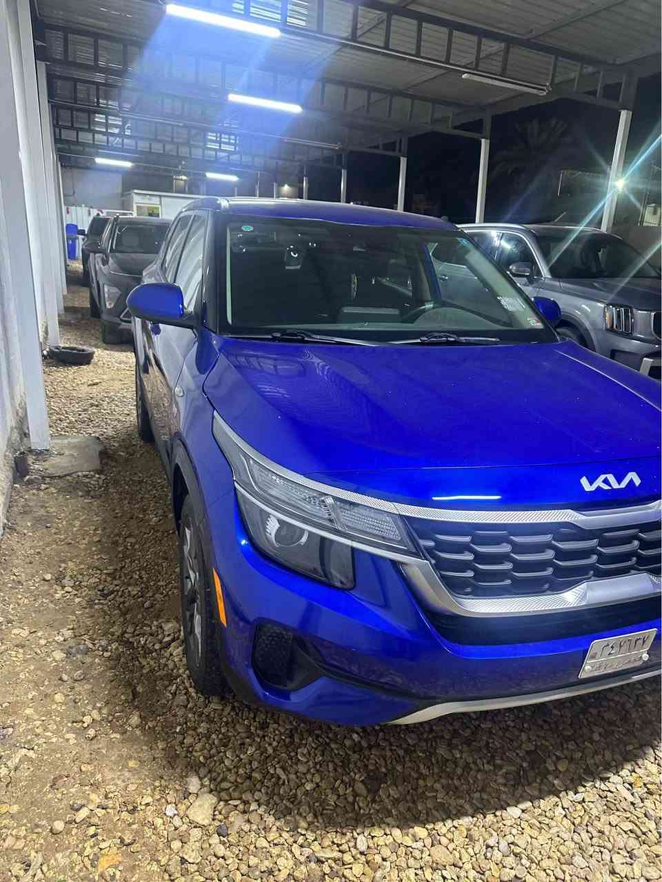 كيا سيلتوس موديل 23 لون مميز بدون رقم تترقم اي محافظه نص فول السياره تخم تاير السياره جديده لوك للاتصال *********** حاثه فقط جاملغ الايمن بدون دواخل بشرط محرك 2000 دوش حلة, بابل
