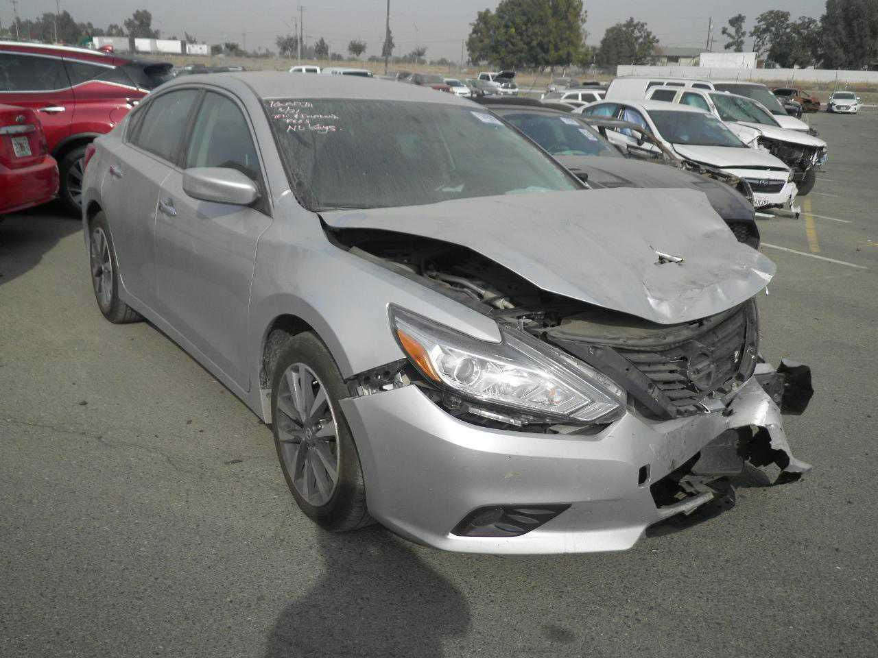 نيسان التيما موديل 2017 رقم سليمانية حادثها بنيد وجاملغ مواصفات sv معروفة السعر 122 
صور الحادث مرفقة مع الصور 
للاستفسار الاتصال ***********
