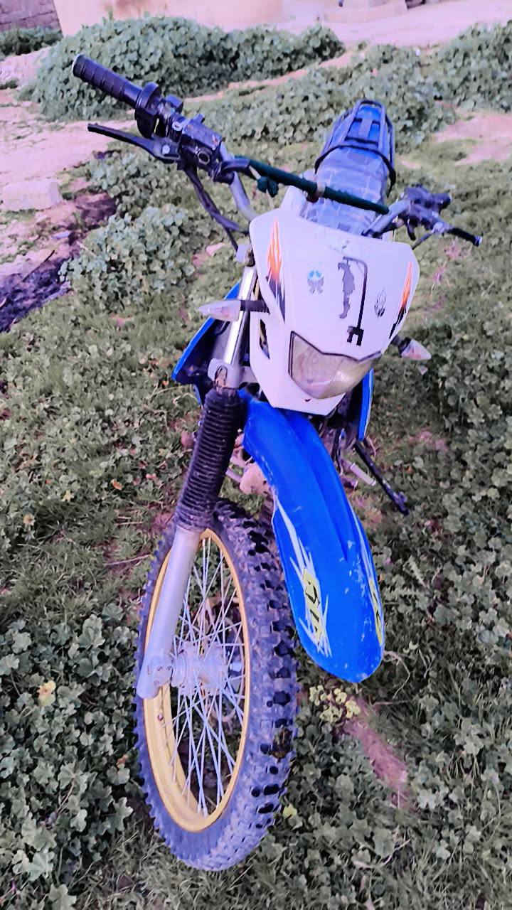 السلام عليكم قفاز للبيع موديل 2023 سيراكس محرك 300سيسي سعره 700/
***********
