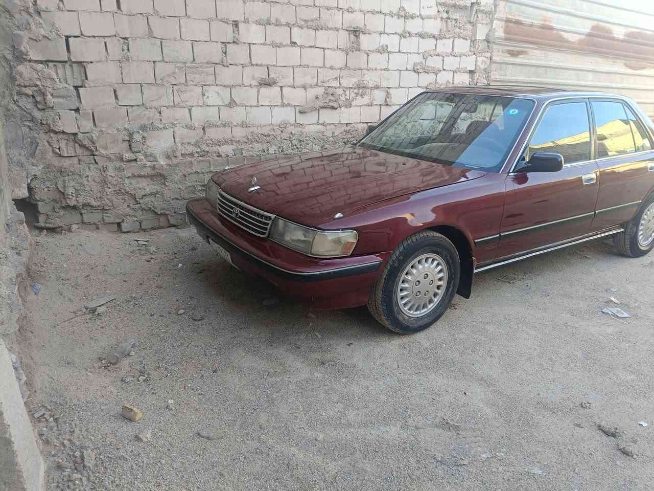 سلام عليكم سياره كروسيده يسره ابلاد رقم بصره الجديد مصبوغه عامه مكفوله من ضربه  محرك ونجي وكير جديد 
العنوان البصره الزبير 
رقم الهاتف ***********
