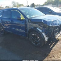 للبيع كيا سورنتو حاليا بلاردن  ابيع بدون كمر ترهم شهداء موديل 2025 موا...