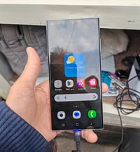 سامسونج S23 الترا • ١٢/٢٥٦ • شاشة مكسوره