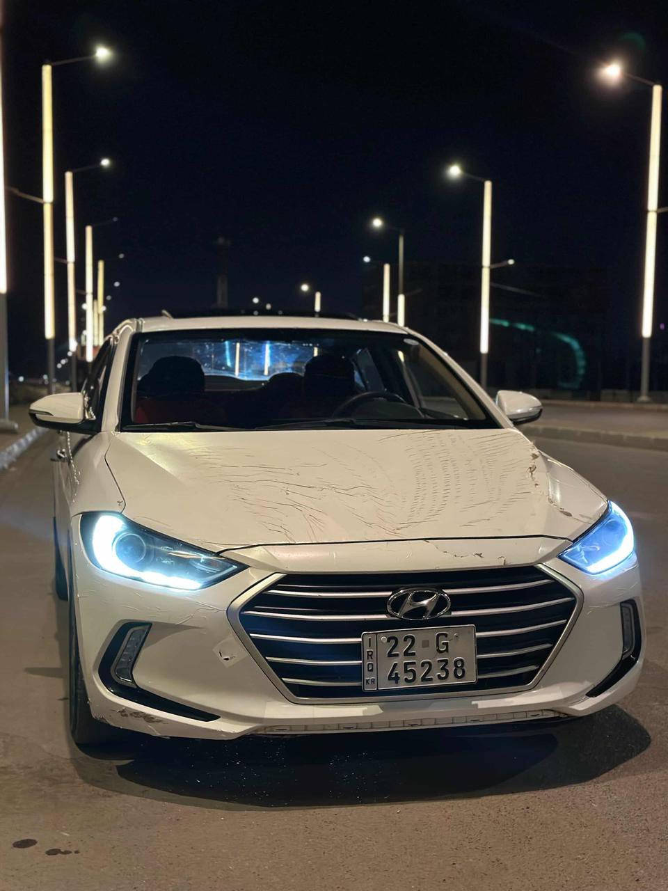 بسم الله 
النترا موديل ١٨ خليجي ابيض محرك دوش الفين محرك كير مكفولات 
السياره ماشيه ١٦٦ السعر ١٣٢ وبيها مجال لشراي وحسب القناعه ترهم مراوس وترهم قدميه وعده قريبه مكان السيارة الرمادي رقم ***********
