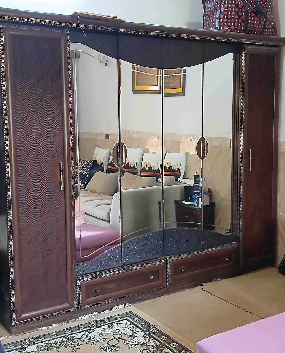 غرفة نوم للبيع


**إذا كنت صاحب هذا الإعلان وتريد حذفه لأي سبب، رجاءا أرسل رسالة إلى الدعم الفني**