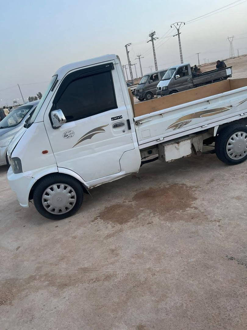 سلام عليكم 
ديفاسك 2.5 فيها كابو ولال 
. ميتور بواط بوات  10/10
القاصد يتصل 0697155536


**إذا كنت صاحب هذا الإعلان وتريد حذفه لأي سبب، رجاءا أرسل رسالة إلى الدعم الفني**