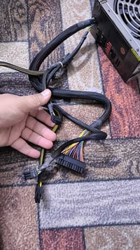 باور سبلاي Thermaltake • 600W • شغال شرط الفحص