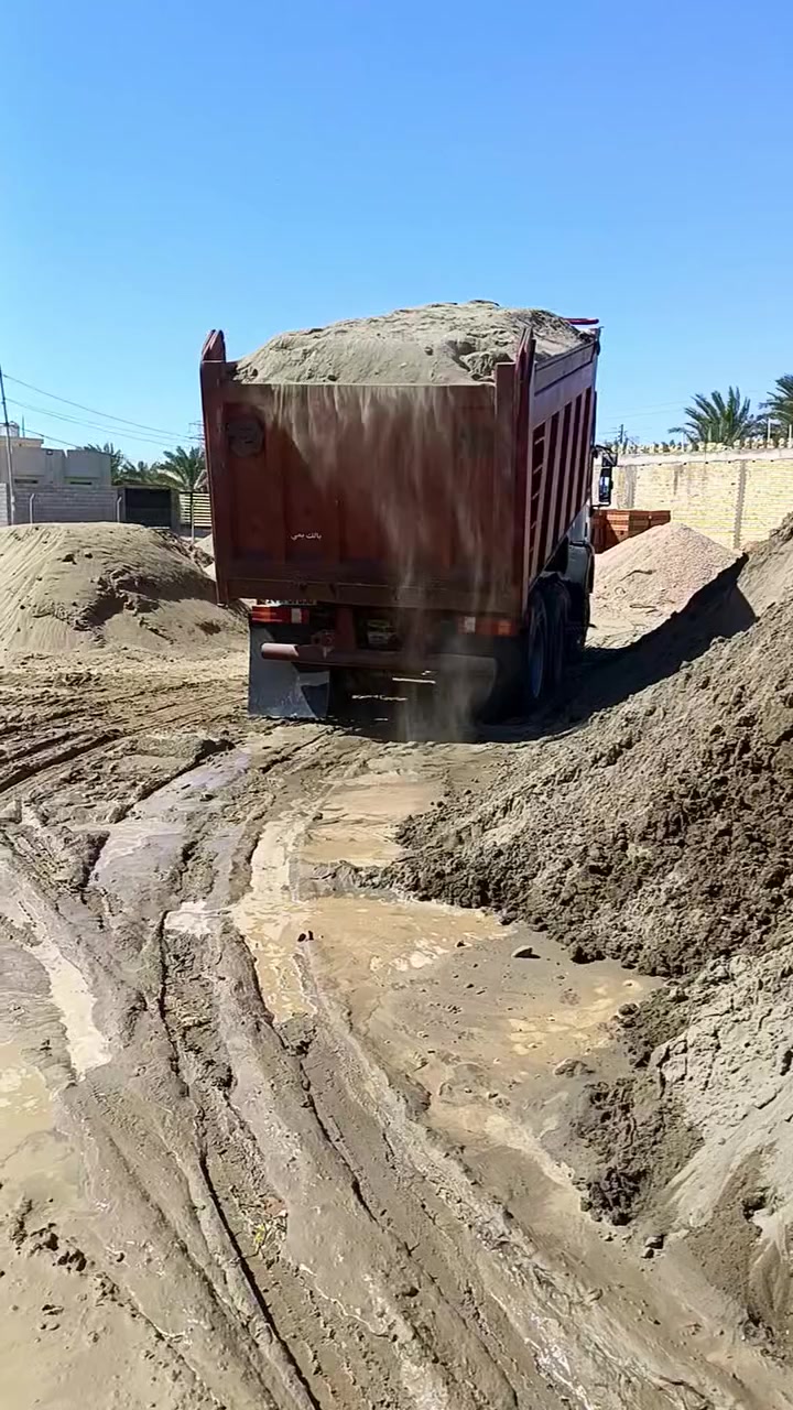 يوجد لدينا تراب مال سده شرط درجه اولى نعمل كافه الحدايق مختصين بل عمل داخل المجمعات السكنيه  ***********
