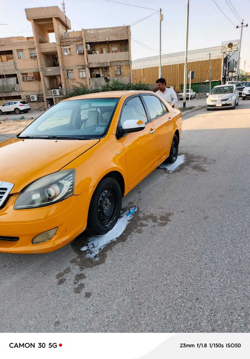 جيبي لبيع 2013 بسمي كورله محوره *********** هاي بيهه حادثهه الباب الخلفي تبريد شرط كمبريسر ناصريه مركز السعر 40وبيهه مجال
