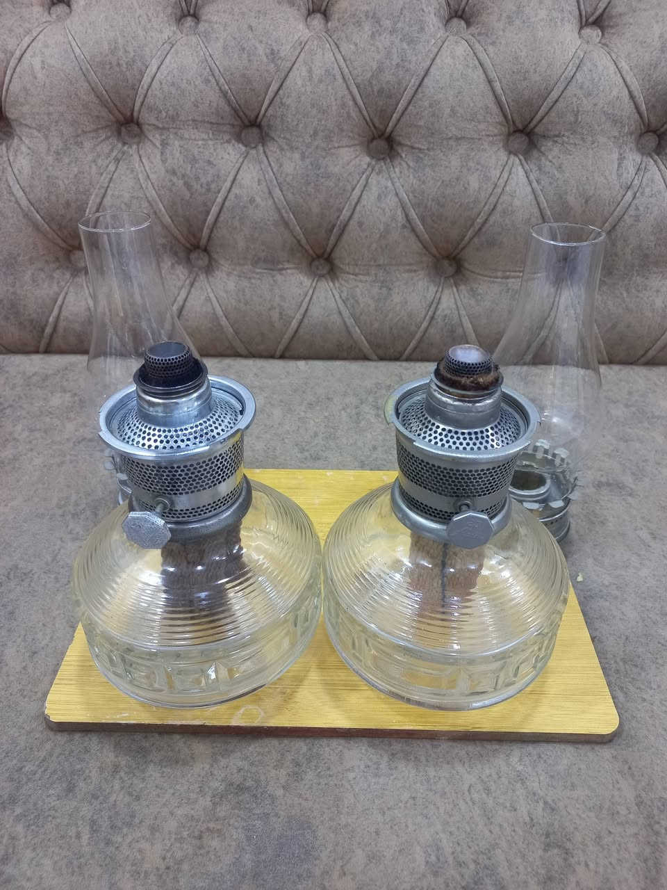 زوج لالات علاء الدين انكليزي 
للإستفسار خاص يوجد توصيل


**إذا كنت صاحب هذا الإعلان وتريد حذفه لأي سبب، رجاءا أرسل رسالة إلى الدعم الفني**