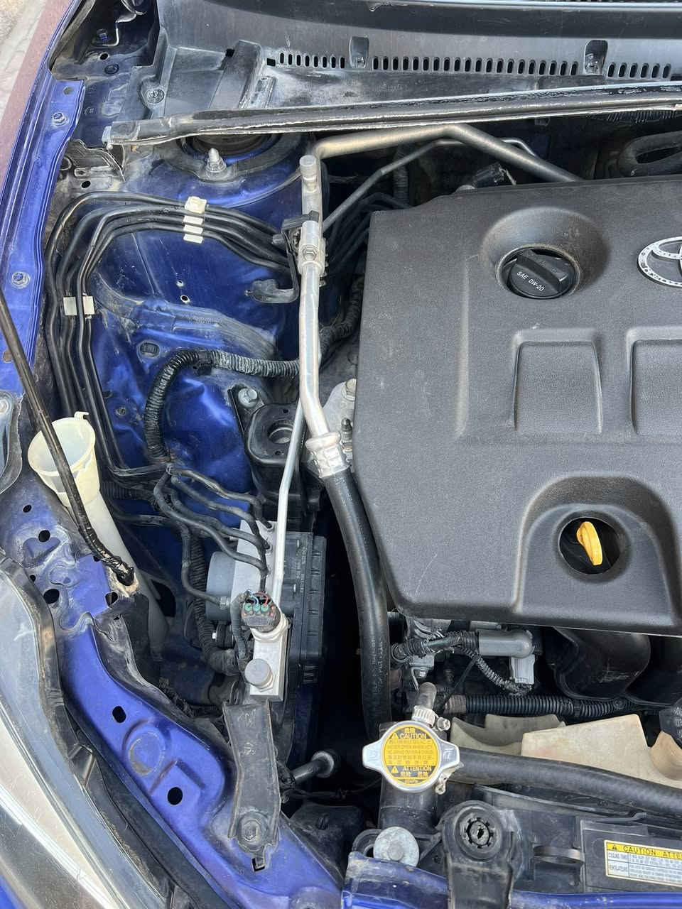 سلام عليكم كورلة للبيع ضرر جامرلغ وبنيد فئة se شفتات كشنات جلد تدفئة تبريد ماشيه 160 ميل السعر 137 وبيه مجال   ***********  مديل 2017
