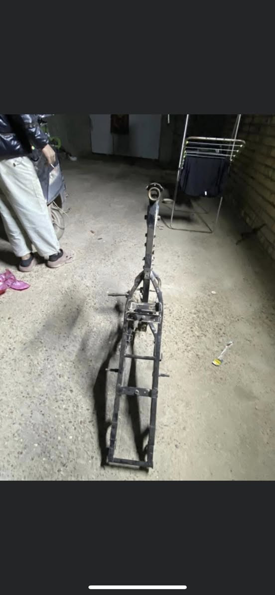 السلام عليكم شاصي بوكسر ضايعه اوراقه مديل٢٣ مكفول من السرقه مكفول من كلشي من العواج مكاني بغداد الغزالية للاستفسار *********** السعر ب١٠٠ وبي مجال بسيط حك الجيه
