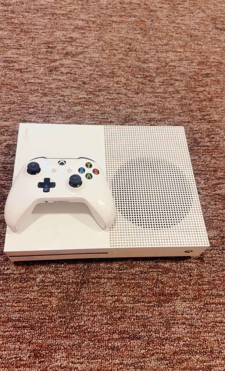 اكس بوكس وان اس ذاكره تيرا نظيف جداا وياه جوستك واحد وكيبل نت وكارتونه 160 الف العنوان اعلام السيدية


**إذا كنت صاحب هذا الإعلان وتريد حذفه لأي سبب، رجاءا أرسل رسالة إلى الدعم الفني**