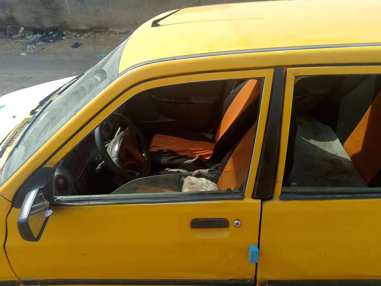 سياره سايبه رقم قادسيه السنويه للسبعه وعشرين تحويل مباشر سياره نضيفه كير ومكينه خير  من الله كهربائي شغاله كشره أحله منل تصوير السعر 18ورقه وبيه مجال المكان بابل رقم الهاتف ***********
