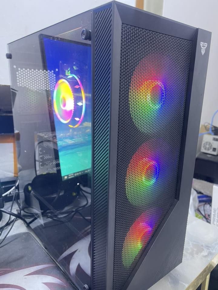 سلام عليكم شباب 
تجميعة Xeon للبيع
E5 2670
Ram 8G 3200G rgb
Rx 580 8G
SSD 120G +hdd 500G
Power fintech 550w
السعر ٢٥٠ الف وبيها مجال بسيط 
ع الفحص والضمان 
يوجد توصيل


**إذا كنت صاحب هذا الإعلان وتريد حذفه لأي سبب، رجاءا أرسل رسالة إلى الدعم الفني**