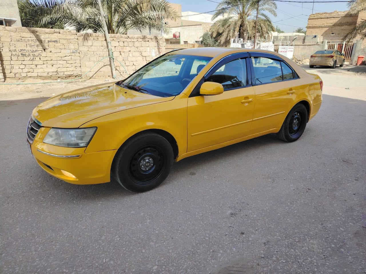 اسلام عليكم
سوناتا المقدسه موديل 2010 حره
 رقم مميز دولي نجف  تحويل ثاني يوم 
مواصفات نص فول 
محرك وكير بلكارتون شرط 
ماشيه 200الف حقيقي مامشتغله تكسي ابد  مال جناي 
تبريد حداديه جاهزه 
كفاله عامه السياره عدأ تبديل بنيد وجاملغ بدون اي دواخل 
مكان السياره ديوانية قضاء الشامية 
السعر ب 92 ورقه وبيه مجال 
رقم ***********
