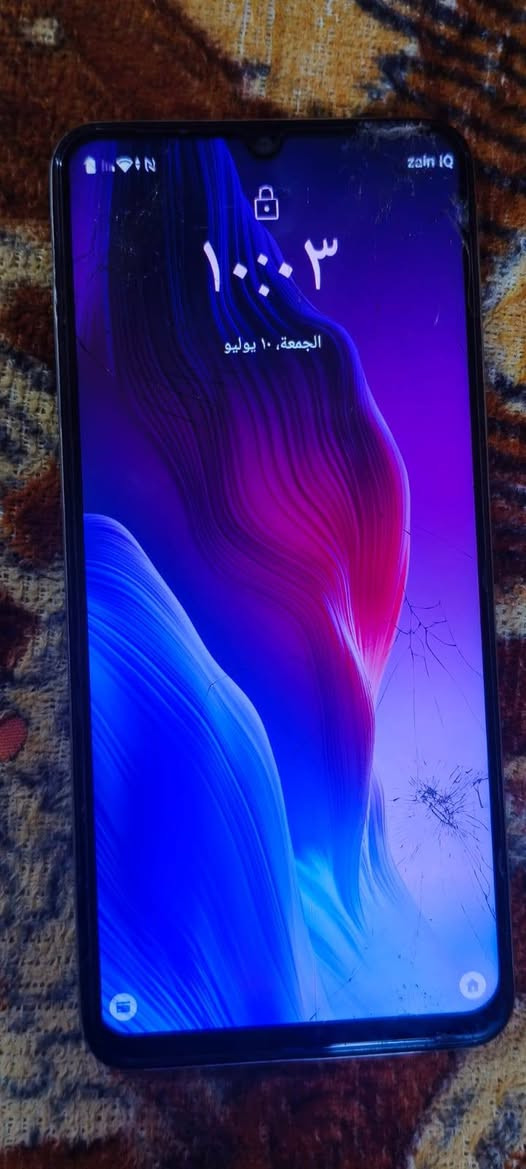 السلام عليكم للبيع realme C53 الذاكرة 256 رام 16 كسر صغير بالجامه والباقي باللزكه والجهاز لمسه حيل زين السعر 100 وبيه مجال قليل للاتصال *********** مكاني ناحية الزوية
