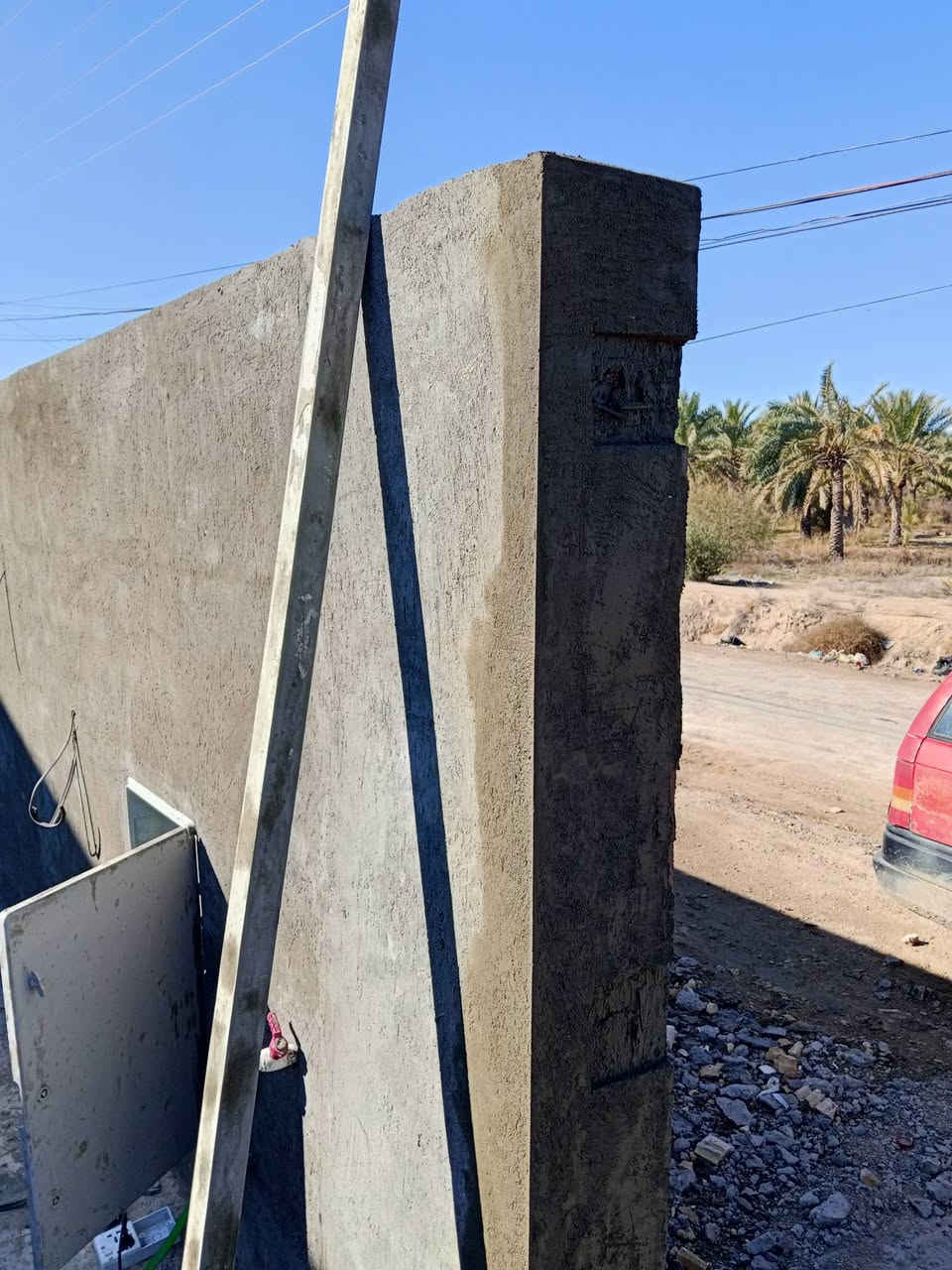 سلام عليكم خلفه تشميع وجص وبورك شغل كله عليزر حتى السقف ليزر ستلام مهندس بشرط مكاني بغداد العامريه للاستفسار على الرقم ***********
