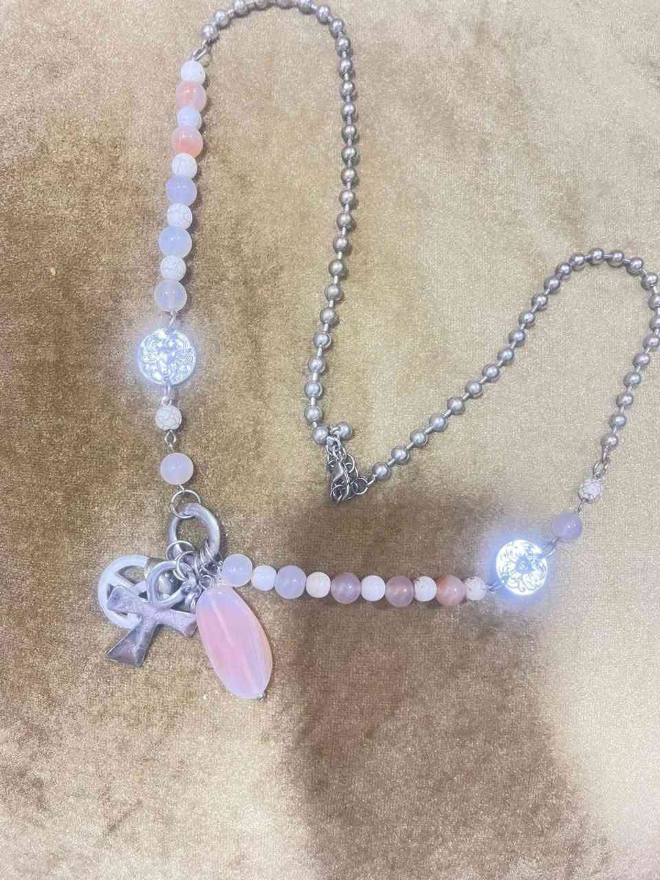 مجموعة من حجر الجزع الغير معالج طبيعي 100ب100


**إذا كنت صاحب هذا الإعلان وتريد حذفه لأي سبب، رجاءا أرسل رسالة إلى الدعم الفني**