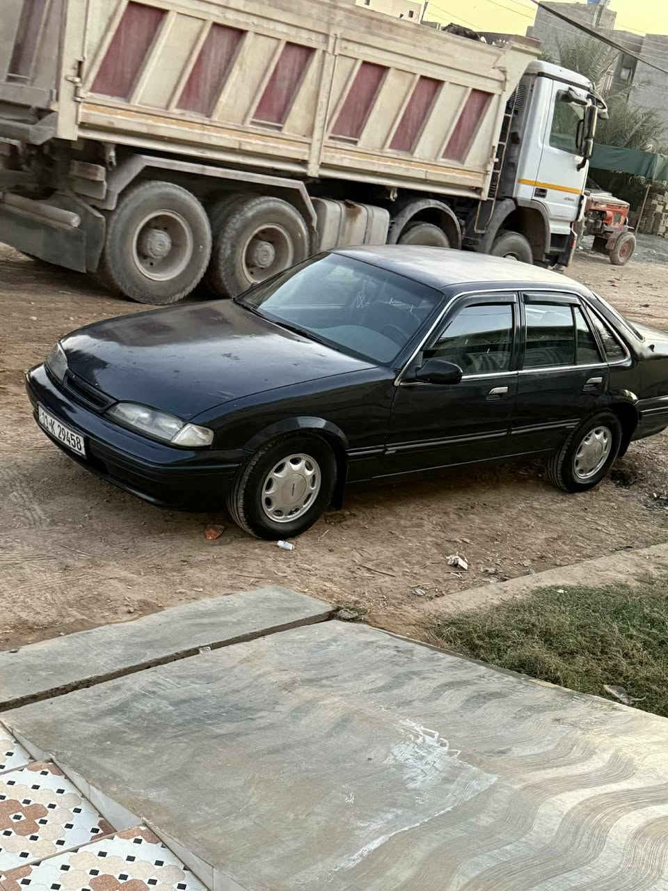 سلام عليكم برنس لبيع موديل 95 رقم بغداد سيارة جديدة كير ومحرك كلة جديد تخم تاير كير عادي مكان ديالى بعقوبة***********
