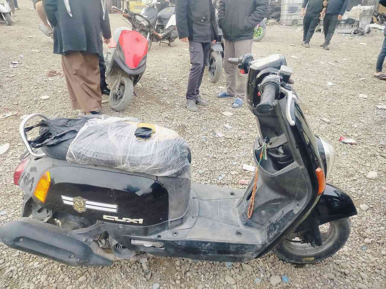 سلام عليكم دراجه بوليس جديده لك سعر 700بيهه مجال لمكان بغداد غزاليه للطلب والاستفسار***********
