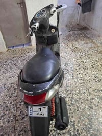 متاح دراجة سكنس 110ياباني مقفوله من عدا الكلج الخلفي تعبان مكاني البيا...