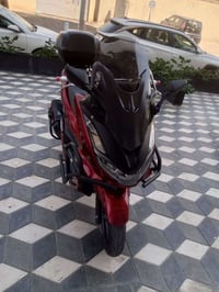 PCX جيل الرابع • ١٦٠ • نظام ABS
