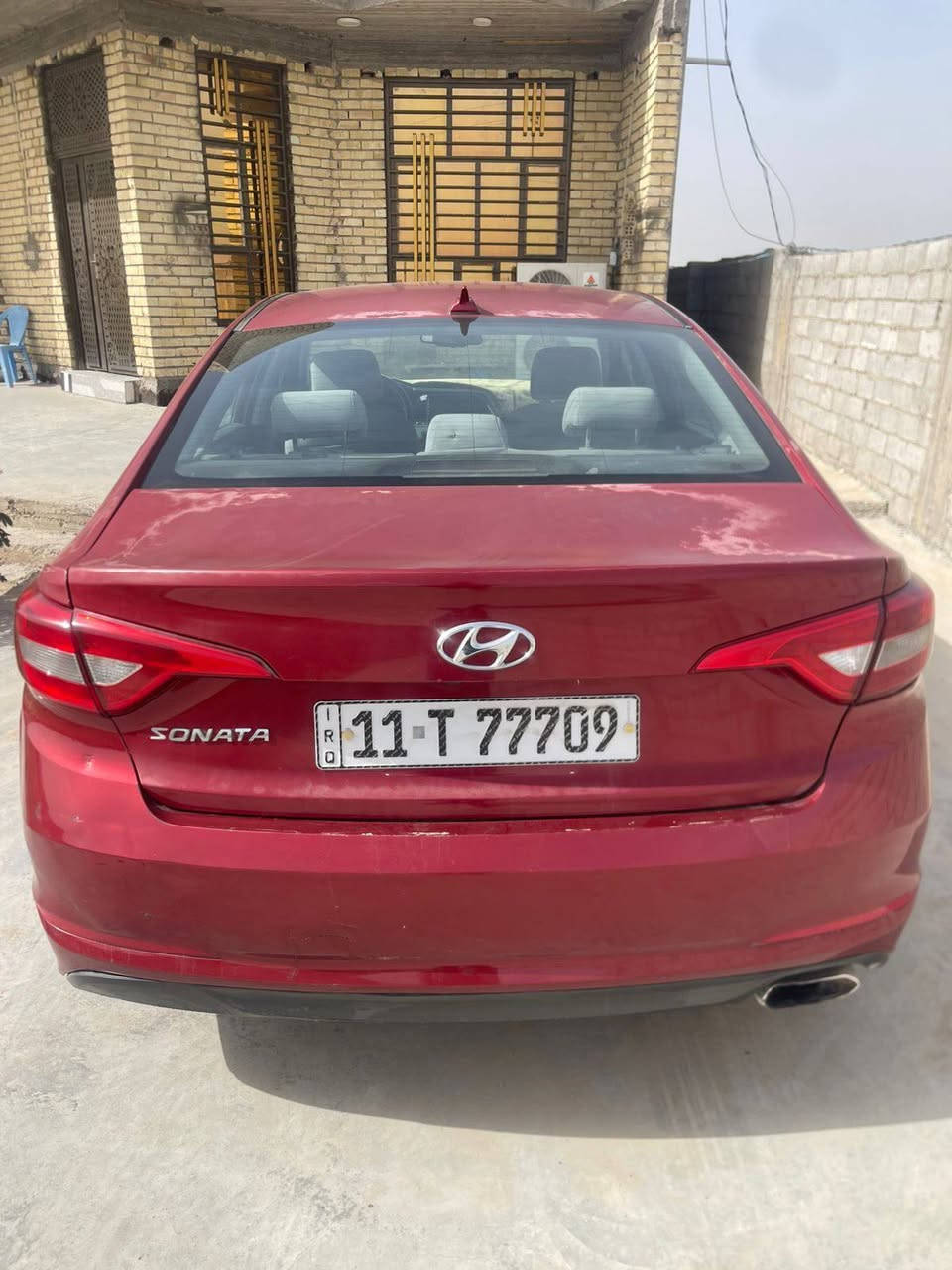 السلام عليكم
سوناتا للبيع موديل (2016) امريكي نظام سبورت شاشه كامره خلفيه السياره اخت الجديده بيها اربع
 قطع صبغ بدون حادث (الجاملغات الخلفيه +
الجنطه+باب الصدر)  السعر 100 وبيها مجال مكان السياره بابل طريق السده 
الاستفسار (***********)
