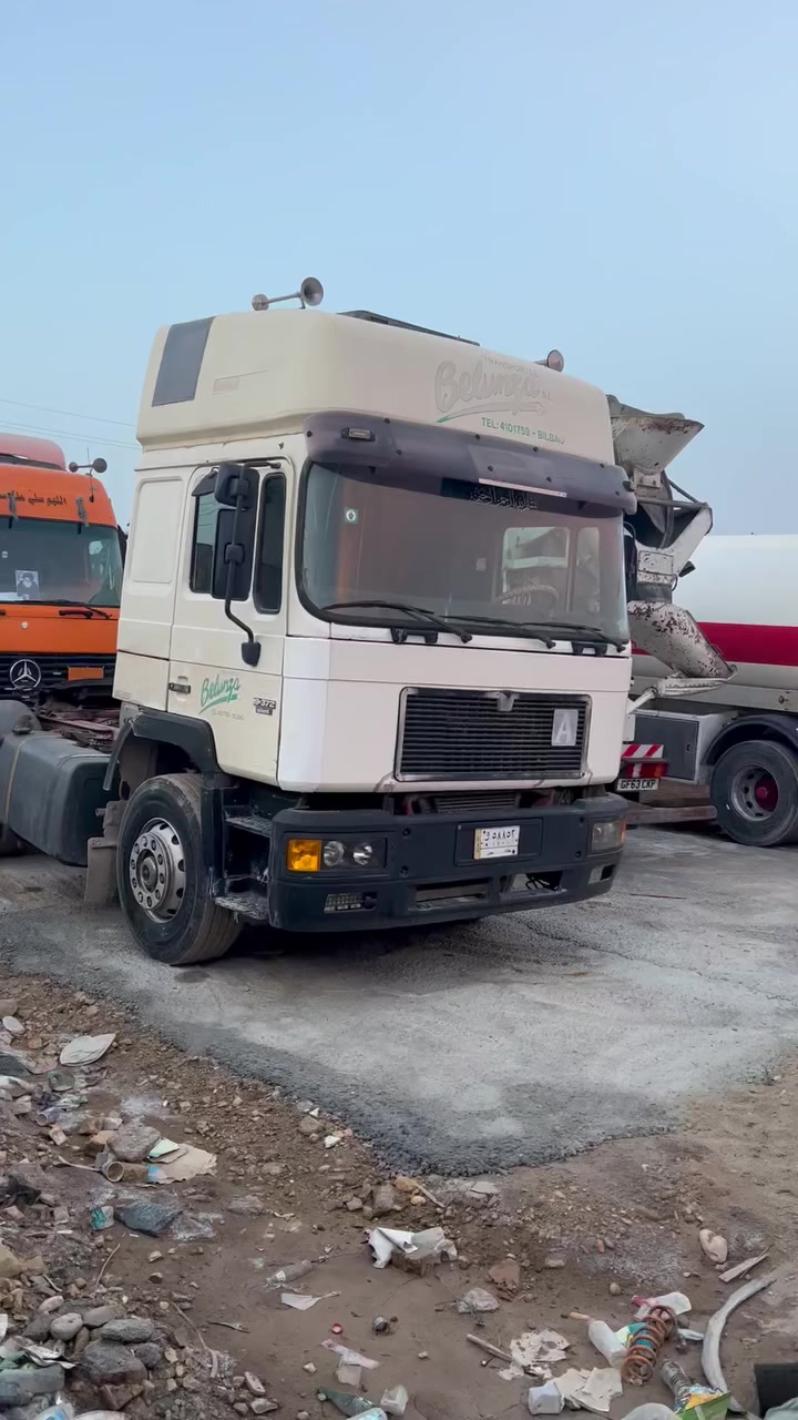 السلام عليكم سياره مان للبيع مد يله ١٩٩٣مكينه وكير مكفول مكينه سايس عشره ع مال تجاره قلق عالي اكسن جياف رقم بغدادمشروع وطني سنويه سنه ٢٨تنتهي السعر ***********
