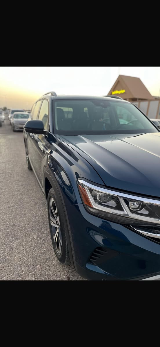 السلام عليكم
 !!! (للبيع او مراوس حسب القناعة)

اطلس2022فول SEL فول 1/1

7 راكب

 اللون نيلي

محرك 6 سلندر 

ماشية 55 الف

رقم بغداد دولي باسمي

مواصفاتها

تشغيل عن بعد بصمه

بانورما

ابواب بصمه

كامرا

ويل كب

بردات بلادي

كشنات جلد ميموري 3 وضعيات 

كشنات هيترات + تبريد 

كشنات فول كهرباء 

لايت زينون

رادار امامي

رادار خلفي

توقف ذاتي

تبريد مركزي

عداد الكتروني

السيارة بدون حادث فقط تقرير والفاكس تعمل وتسير
السيارة بحالة الوكالة

السيارة  في البصرة ابو الخصيب
السعر قفل 250$

للاتصال او واتساب ***********
