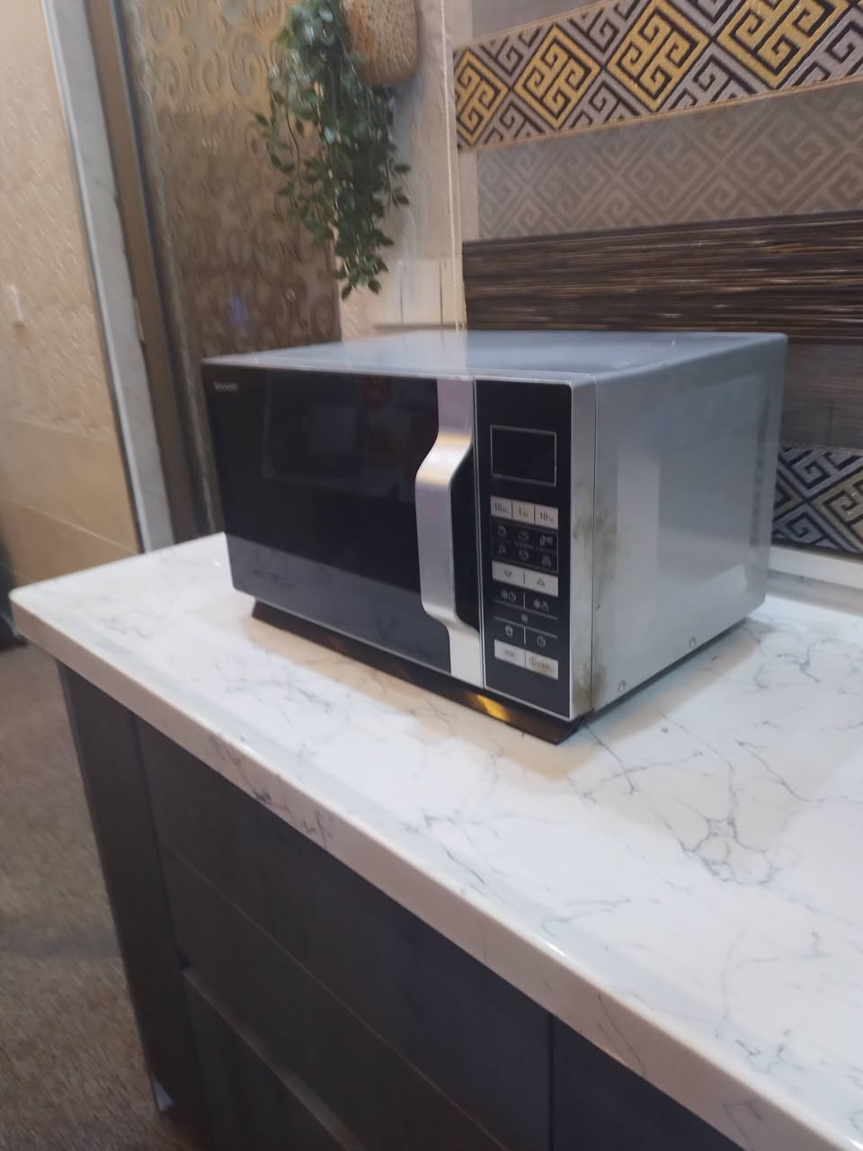 مايكروف شارب ياباني
نظيف جدا ٦٠ الف
***********
