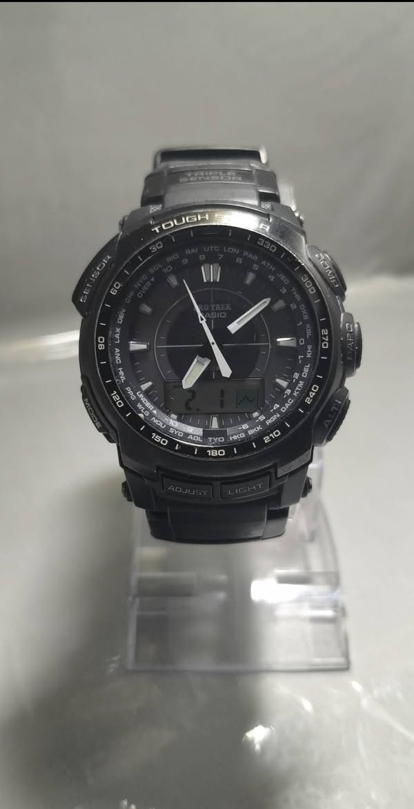 السلام عليكم
⌚ Casio PROTREK PRG-510
ساعة احترافية مخصصة للرحلات، البر، والاستخدام اليومي القاسي، تجمع بين الدقة والمتانة.
🔹 أهم المواصفات:
تعمل بالطاقة الشمسية ☀️
مقاومة الماء حتى 100 متر
مقاومة درجات الحرارة المنخفضة ❄️
بوصلة رقمية مع تحديد الاتجاه والشمال
مقياس ارتفاع + ذاكرة للصعود والهبوط
مقياس ضغط جوي مع مؤشر تغيّر الطقس
مقياس حرارة
توقيت عالمي (29 مدينة)
ستوب ووتش + مؤقت عد تنازلي
5 منبهات يومية
إضاءة LED تلقائية مع Neobrite
تقويم تلقائي كامل
عرض تناظري + رقمي
🔹 الخامة والحجم:
الهيكل: راتينج + ستانلس ستيل
الحزام: راتينج
الحجم: 56.8 × 49.3 × 14.2 مم
الوزن: 79 غرام
الزجاج: معدني
متوفر توصيل جميع محافظات العراق
السعر خاص


**إذا كنت صاحب هذا الإعلان وتريد حذفه لأي سبب، رجاءا أرسل رسالة إلى الدعم الفني**