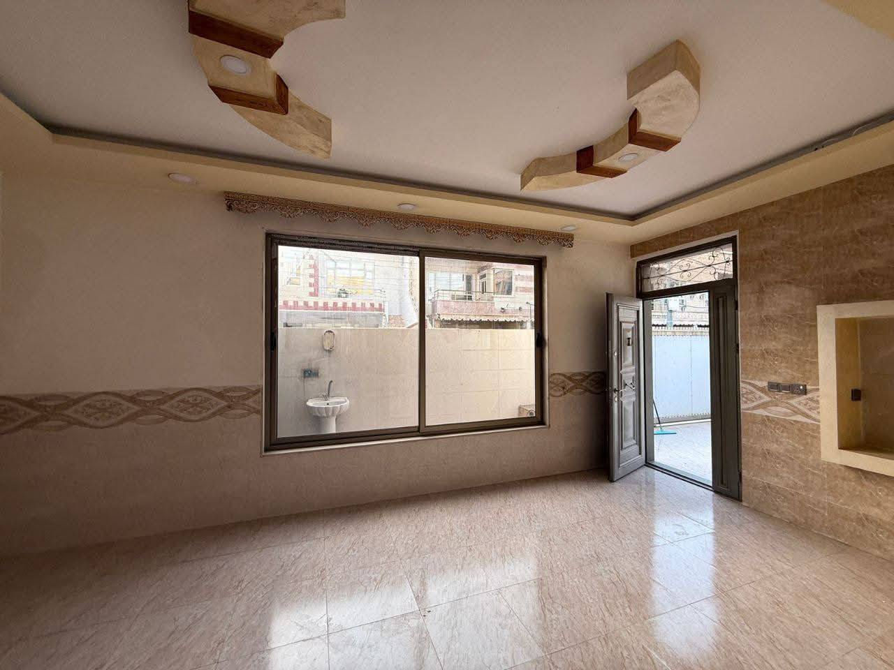 � أربيل – بيت للبيع في 5 حساروك
قرب شارع 120م – سوق سامان شيخاني

➖ المساحة: 130م
➖ طابقين – ركن

يتكون من ⤵️
▪️ 4 غرف نوم
▪️ استقبال
▪️ صالة
▪️ مطبخ
▪️ مجموعة صحيات
▪️ كراج

💰 السعر: 9 دفتر و20 ورقة

للاستفسار:

📞***********
📞***********
##عقارات #عقارات_سيفر #عقارات_اربيل #اربيل #بيت
