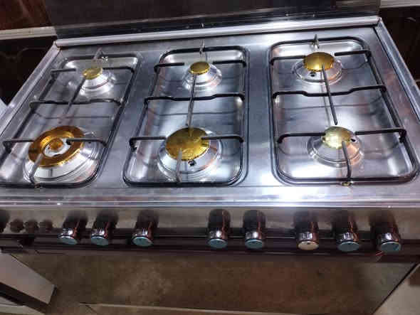 طباخات مصري مستعمل نظيف
بيع اوشراء اومراوس 

مكان الشعب 

***********
