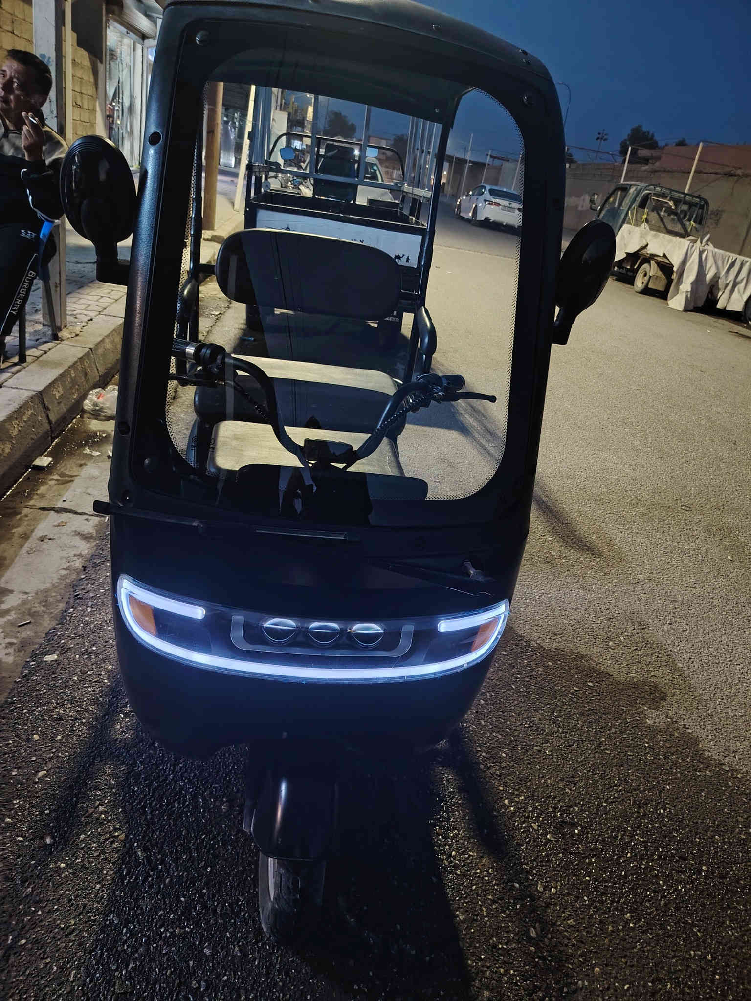 للبيع تكتك شحن موديل 2025 السعر مليون و 100 مستخدم قليل مكاني الحويجة ناحية العباسي ***********
