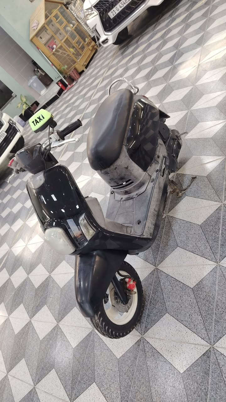 بوليسي للبيع سعر 600 ديالى بعقوبه ***********
