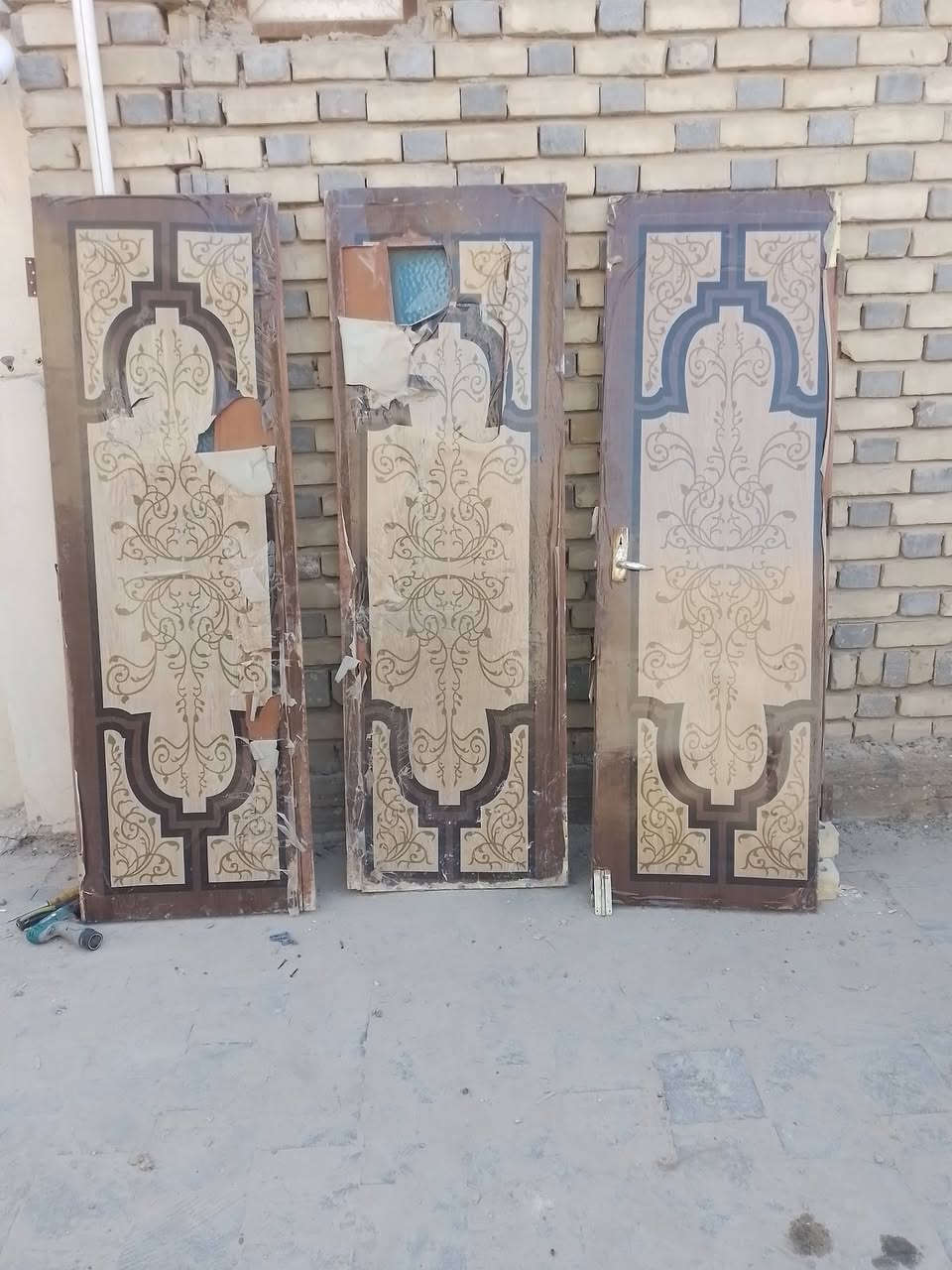 بيبان مستعمله البيع الواحده ٢٠ 
تصال على هذا رقم ***********
