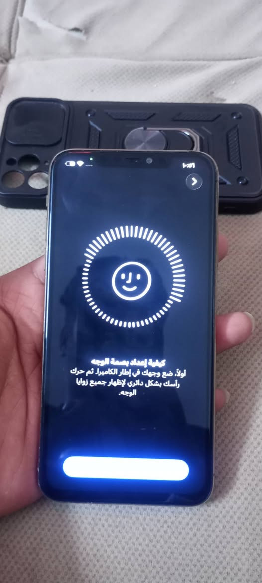 ايفون 11برو ماكس امبدل شاشه ول البصمه واكفه الذاكره 256 البطاريه 71 الضهر مكسور وبي نقط بيضاء بل شاشه الجهاز كله شغال السعر 190 مكاني بغداد جرف النداف يم الشركه العمه لسيارات ***********
