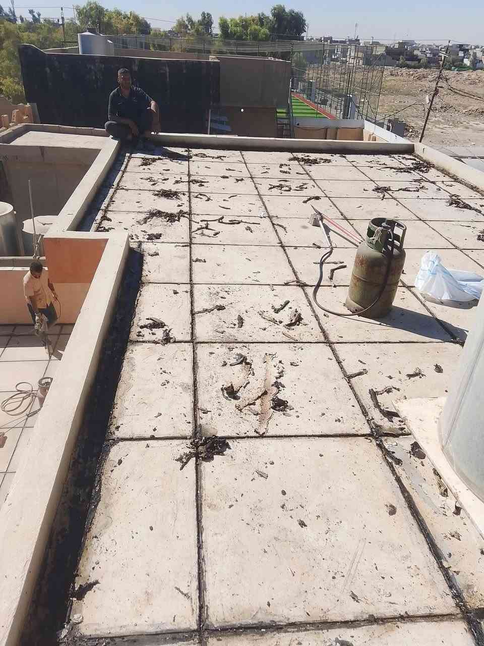 على بركة الله مستعدون للتبديل الماستك لقديم وتجديد اللسطح بطريقه هندسيه لكافة الدوائر ولبيوت للاتصال ***********
